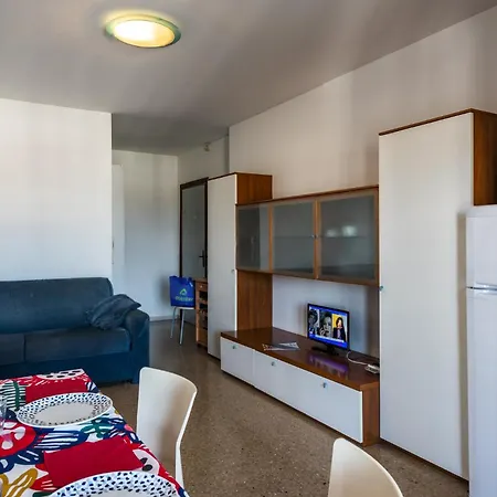 Aurora B Apartment *