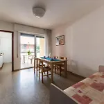 Aurora B Apartment