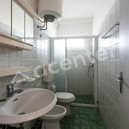 Aurora B Apartment