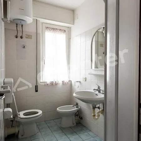 Aurora B Apartment
